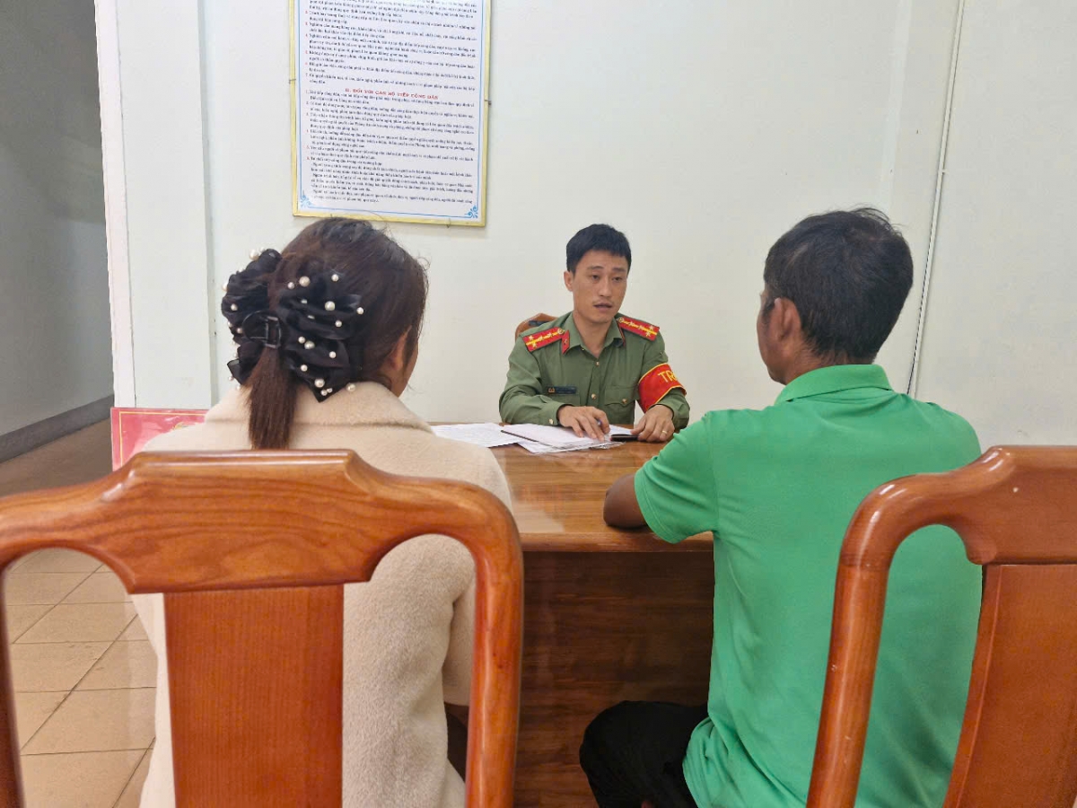 Mbơ̆ kon wa Reng pah kan đah ngih pah kan Công an mpeh nău nơm geh rlăm tă bah mạng