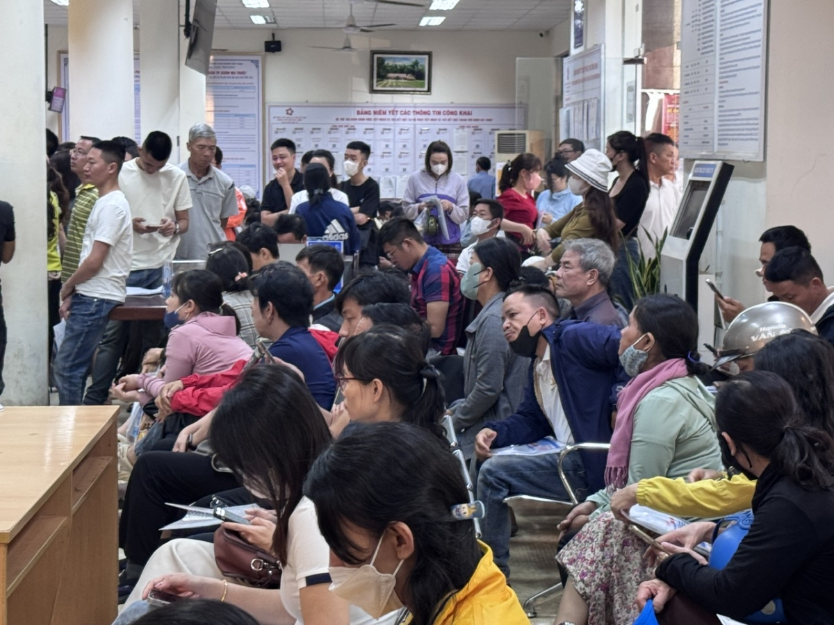 Làng bol tus tàm tiah lơh broă dùl mpồng anih lơh broă cơldŭ lơh broă ù tiah ƀòn dờng Buôn Ma Thuộr lơh sră nggal gơnoar atbồ gơrềng tus ù tiah