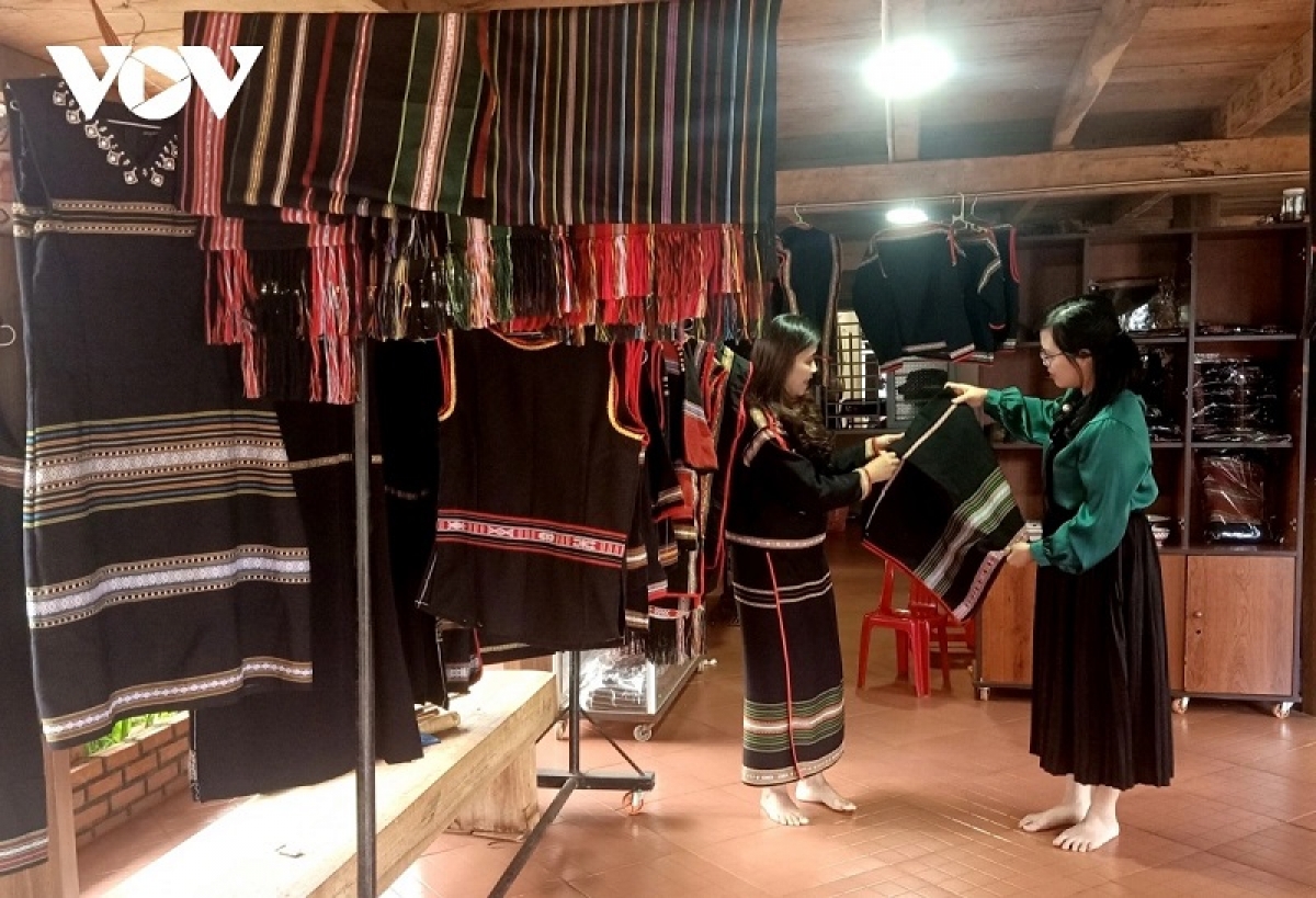 Khan bai bangsa di Dak Lak