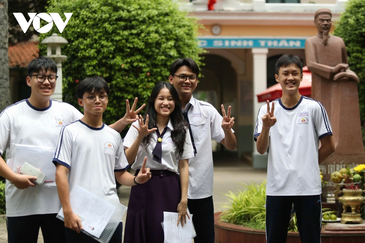 Hu rilo adei biak sahnang hatai ka kadha jnih ngu van page ini