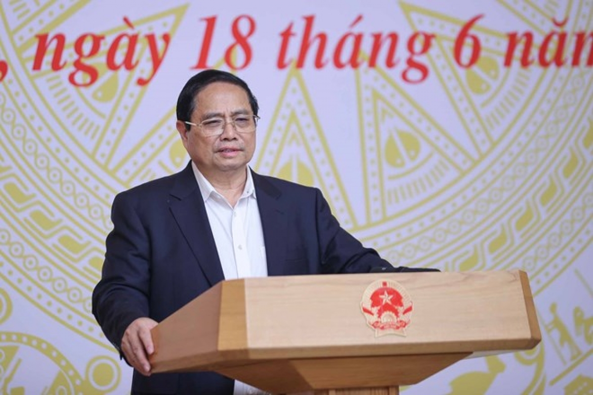 Uy vien Mentri Chinh tri, Thu tuong Phạm Minh Chính ndom lac, brei kein lagaih abih ka yaok anek saih, padang mbang pakacah tamat THPT lac yau sa harei raya.