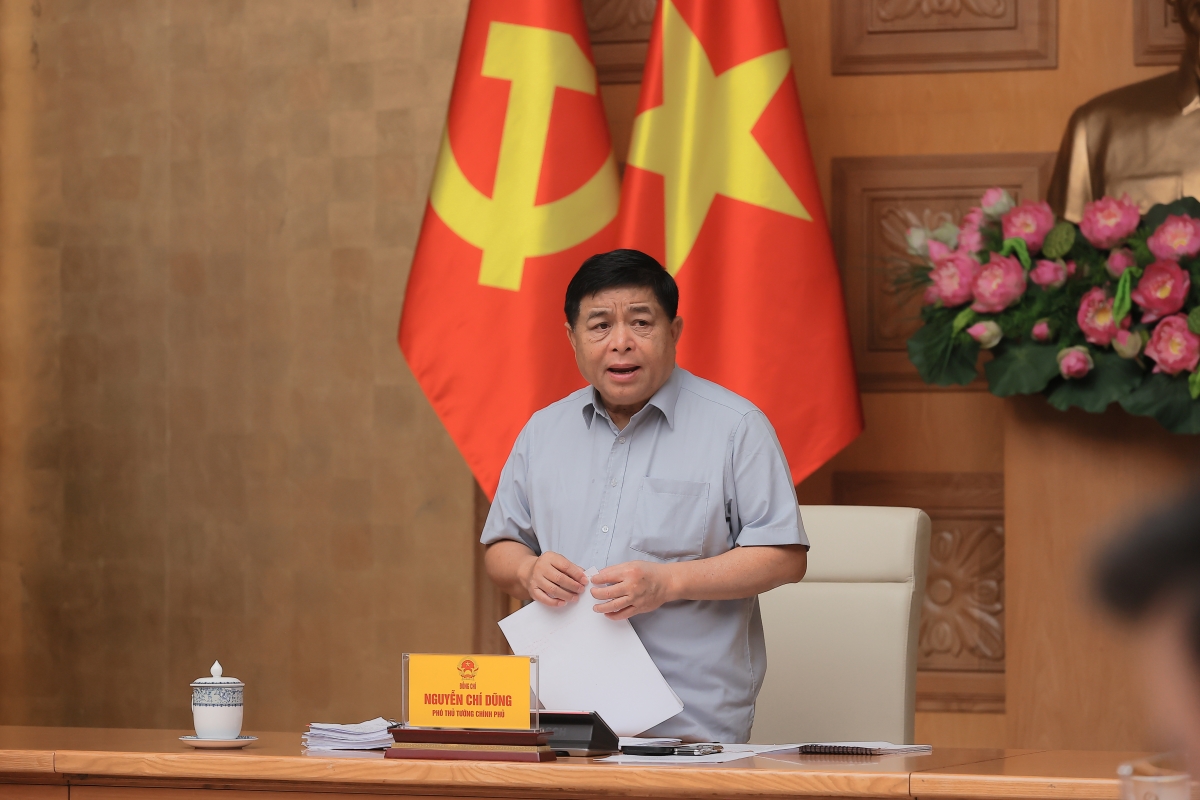 Kơ-iăng khua dêh čar ơi Nguyễn Chí Dũng đĭ pơhiăp amăng mông jơnum