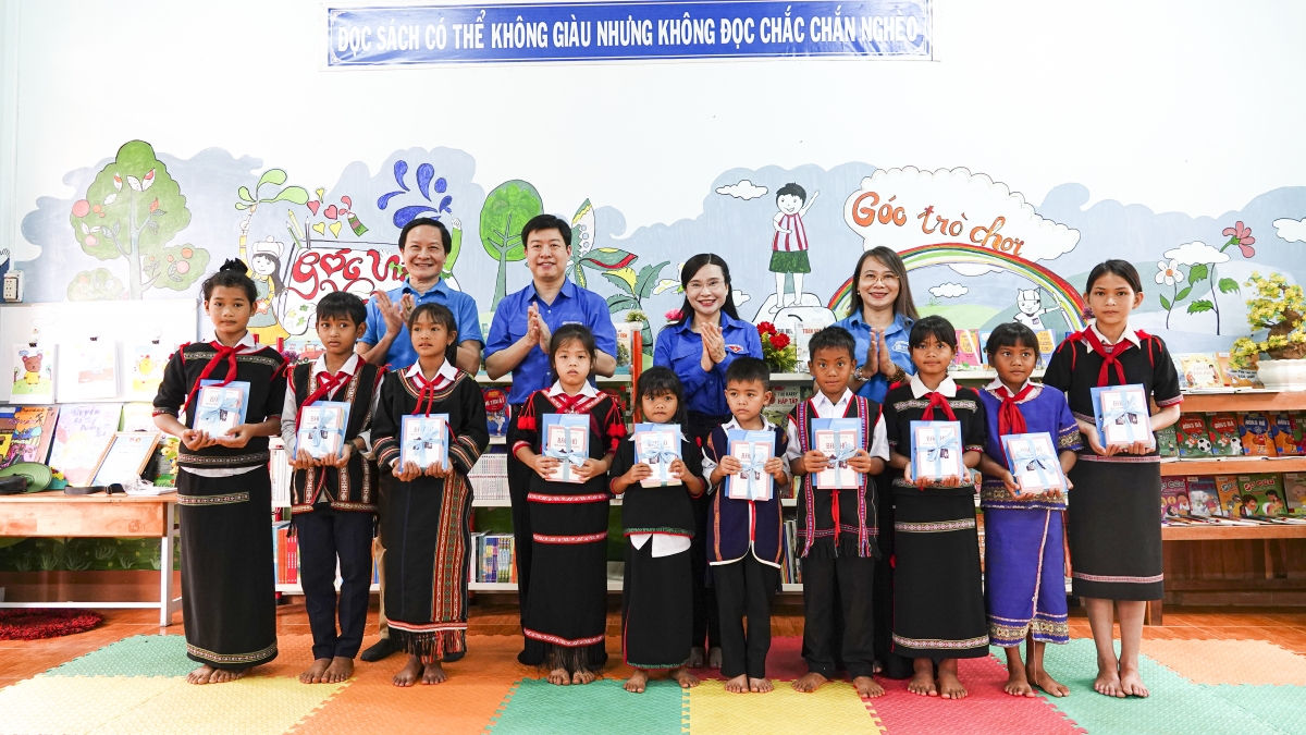 Hbru tơmeăm hriâm ăm hdrêng cho kuăn ngo a Gia Lai