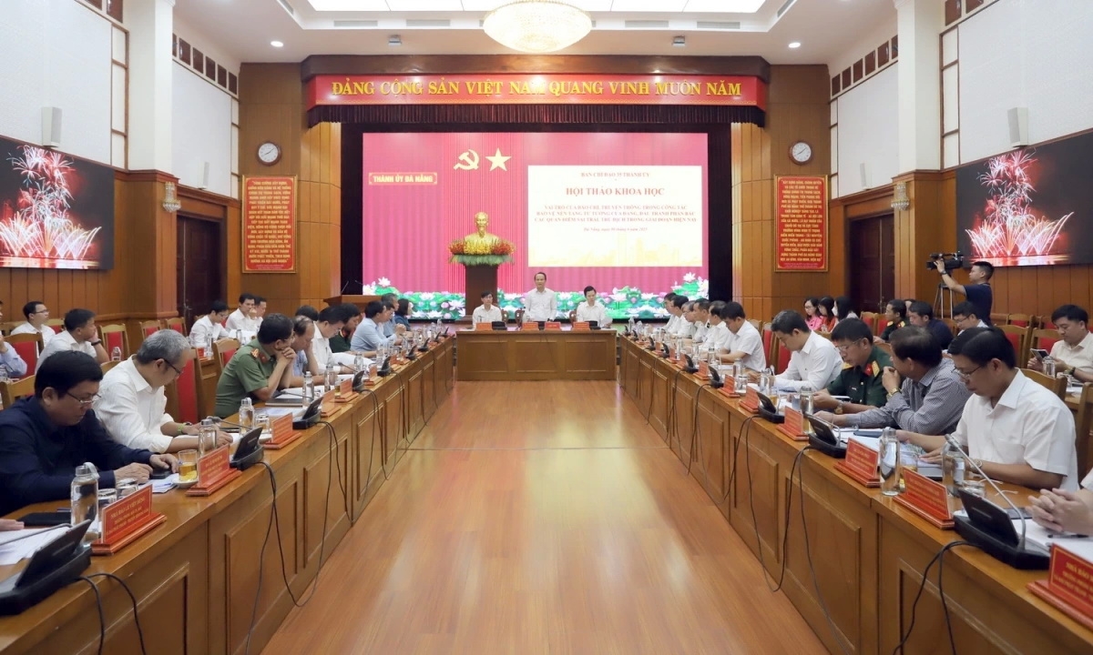 Quang cảnh hội thảo.