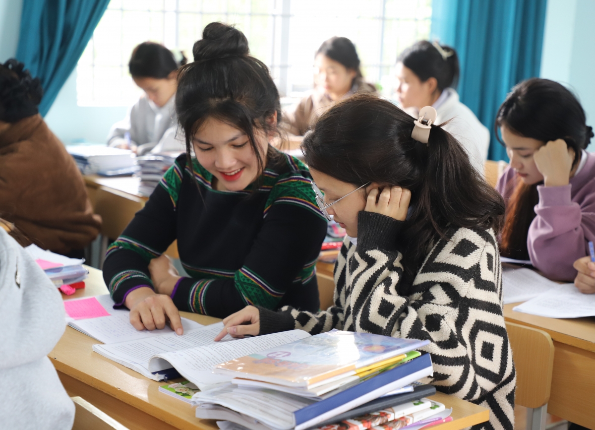 Mâu hok tro Dak Nông thăm vêh hriâm pơtâp