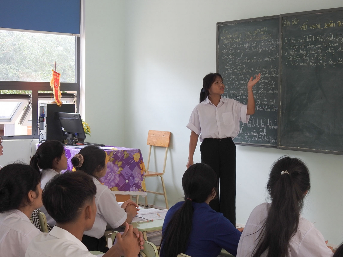 Hok tro tơbleăng ivá pơchuât, hlê ƀă túa pro ƀai a lâm