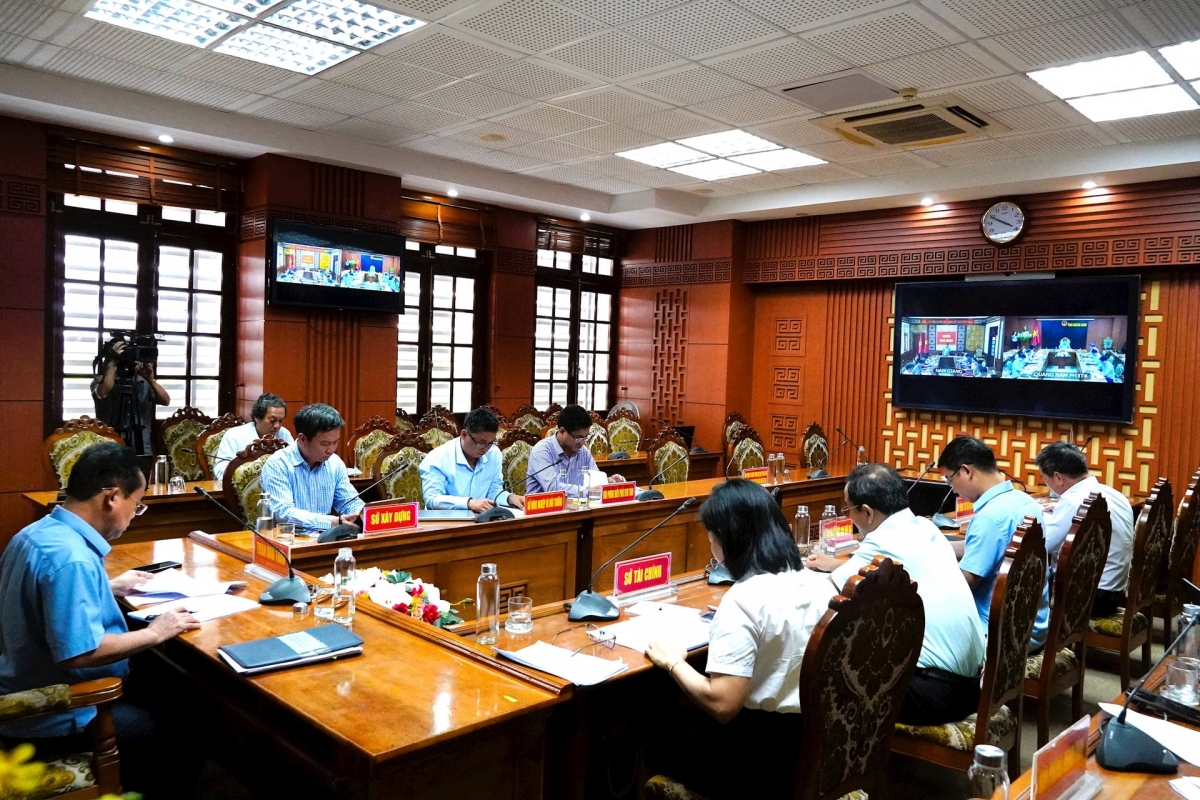 Tỉnh Quảng Nam họp trực tuyến lâng chr'hoong Nam Giang. Chanup:Báo Quảng Nam