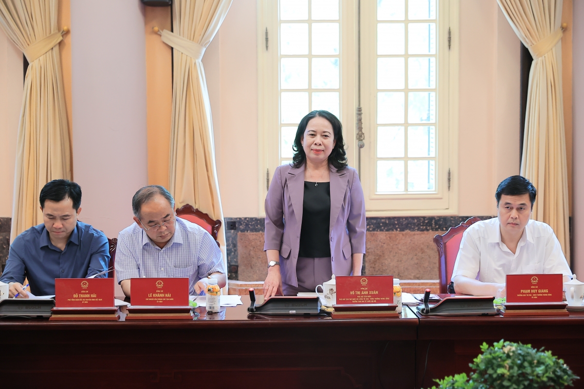 Jâ Võ Thị Ánh Xuân, Phŏ Kăn xiâm hnê ngăn tơnêi têa pơkuâ roh hôp