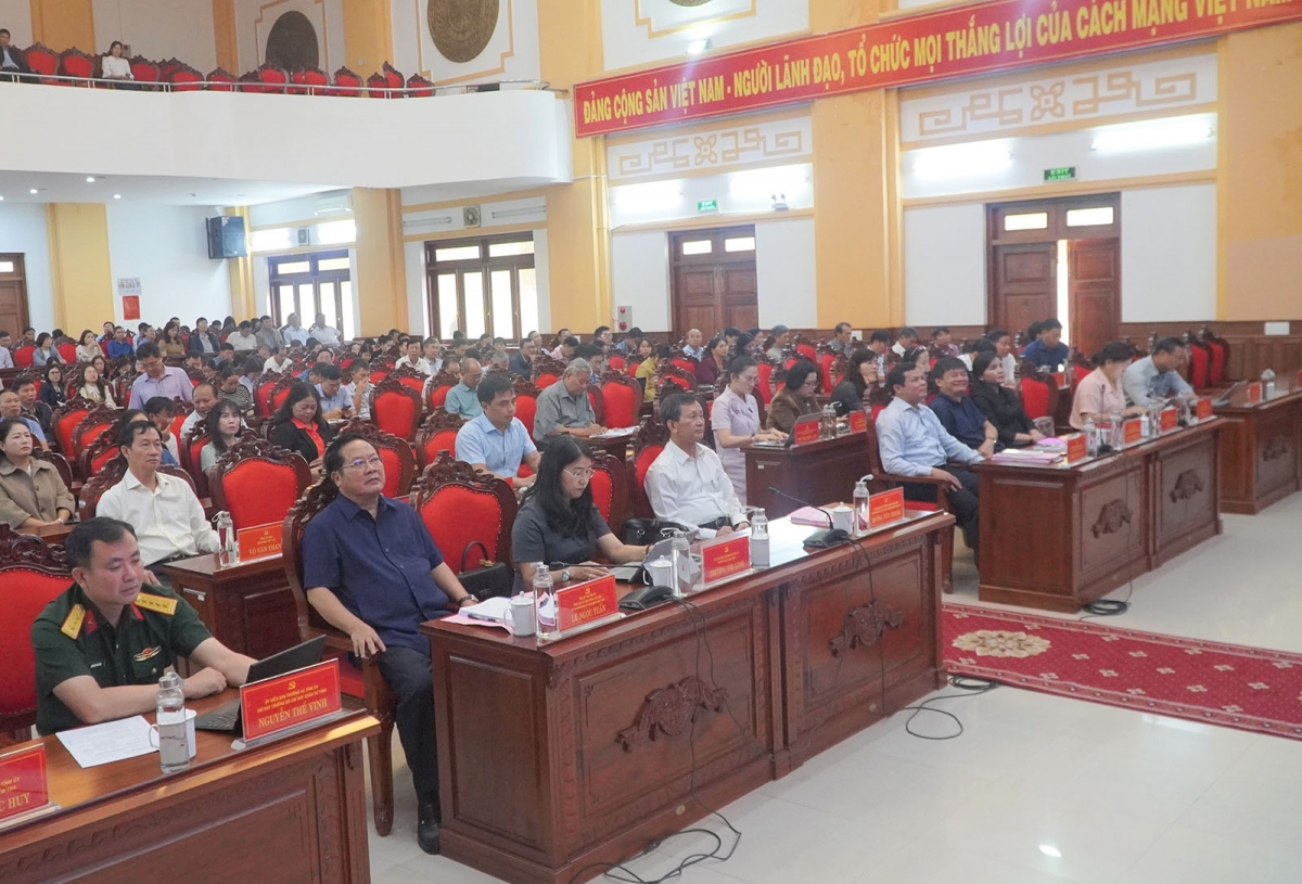Kăn ƀô̆ kong pơlê Kon Tum veăng hôp hriâm tơdroăng cheăng pêi, tơdroăng tơdjâk troh mâu tôh tơrŭm cheăng kal kí a râ cheăm (ki nếo)
