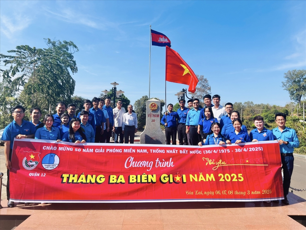 Tuổi trẻ Gia Lai hướng về biên cương với nhều hoạt động ý nghĩa, thiết thực.