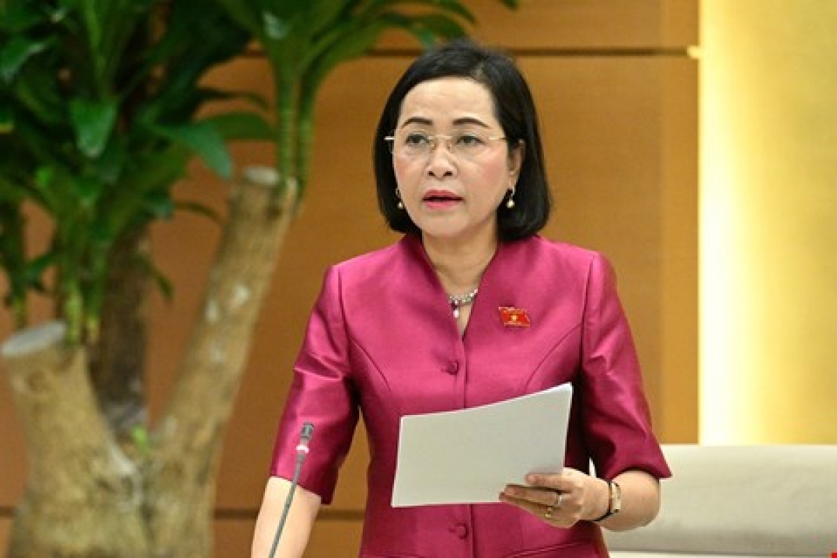 Phó chủ tịch Quốc hội Nguyễn Thị Thanh điều hành phiên họp.