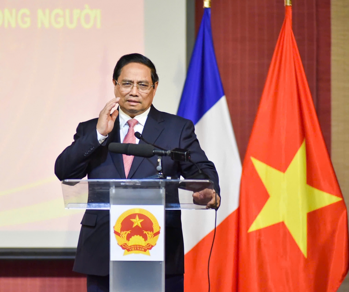 Khua dêh čar ơi Phạm Minh Chính bưp mơnuih Việt ƀơi dêh čar Prang