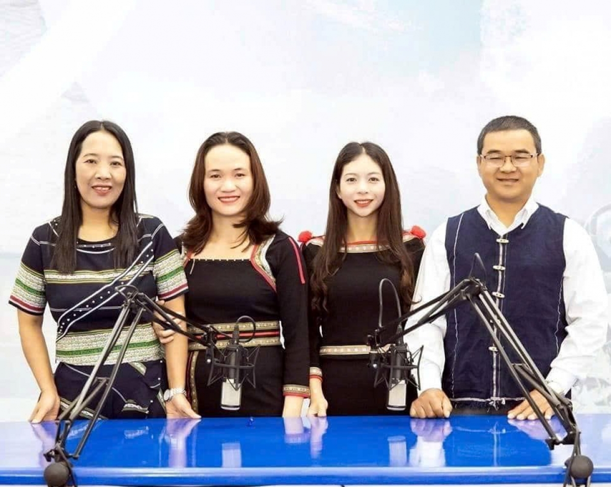 Vâi nâ o ki tơplôu tơbleăng, tơpui pơchuât nâl K'Ho-VOV Tây Nguyên