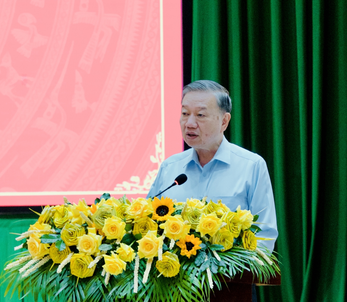 Tổng Bí thư Tô Lâm pơma pơgơ̆r ah 'măng akŏm pơgơ̆r jang