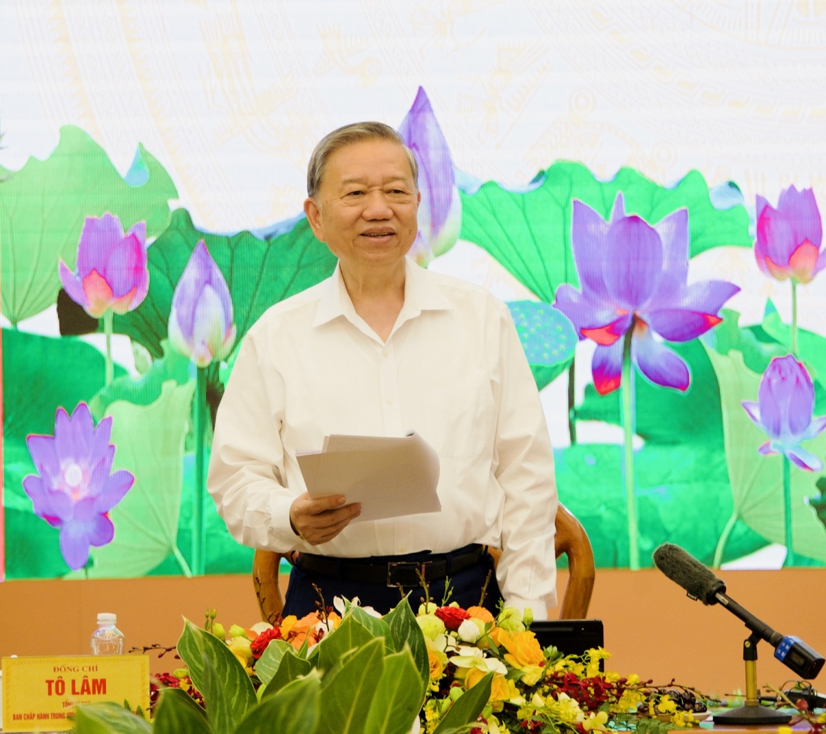 Tổng Bí thư Tô Lâm iung pơma tơ̆ jơ bơ̆ jang.