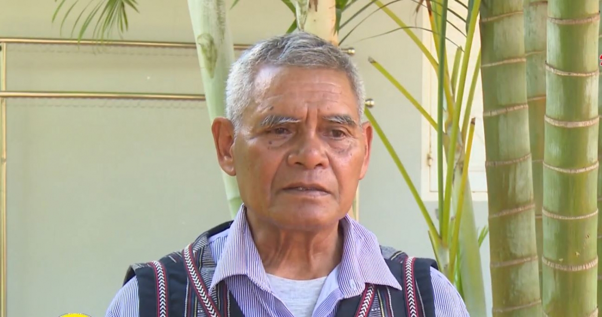 -Khua mduôn K’Brêp pô mbruă êdah êdi myơr lăn mkŏ mkra krĭng ƀuôn sang mrâo.