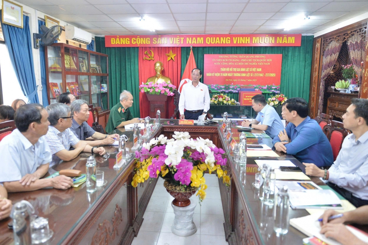 Phŏ Kăn hnê ngăn Kuô̆k hô̆i, Thượng tướng Trần Quang Phương a rôh trâm mâ