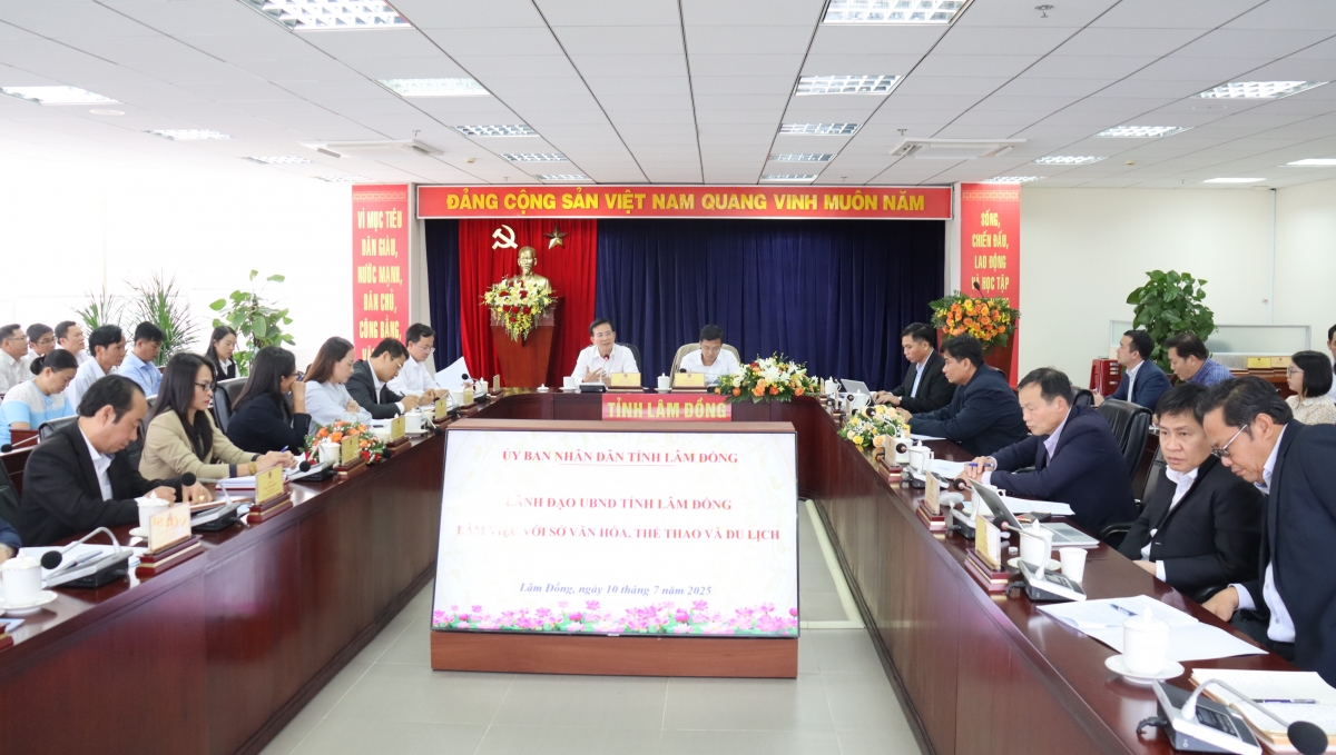 Vi ƀan kuăn pơlê kong pơlê Lâm Đồng pêi cheăng ƀă Khu xiâm ngăn Túa lĕm tro, Tơnoăng Ivá ƀă Ôm hyô