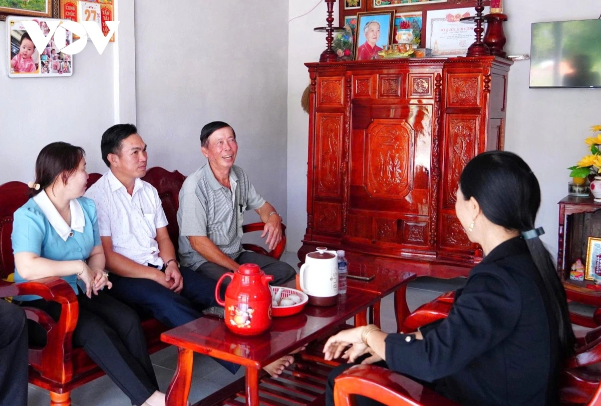 Baoh sang ong Việt biak bui sambai tuk hu daong piah padang sang bahrau praong laneing lanoi