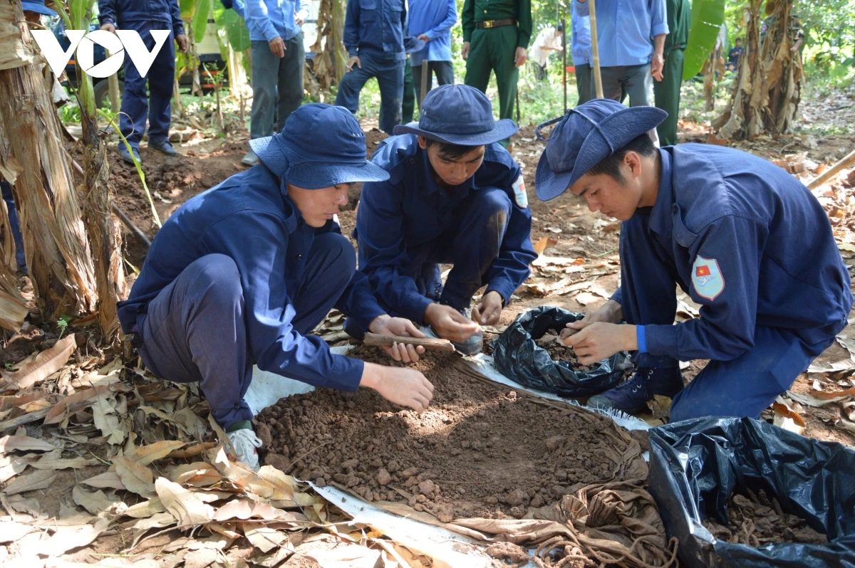 Urang jakar, bol lin dom kapul K tuk halei lajang paglaong bruk ngak di drei