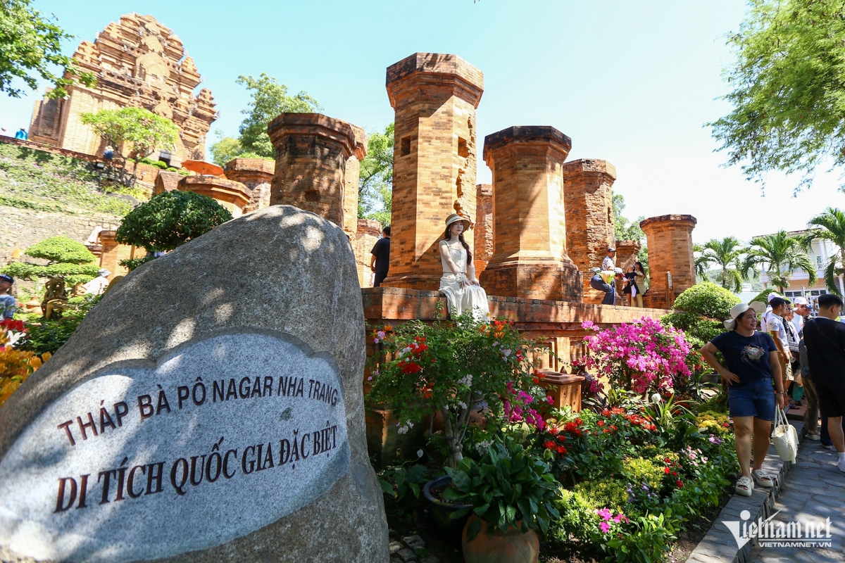 Labik Mandapa di bimong