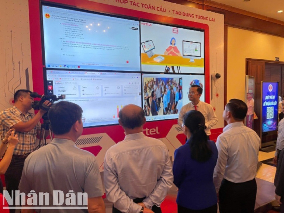 Dom urang dang akaok rivang labik parang ilamo kong nghe di VNPT, Viettel di danak dak.