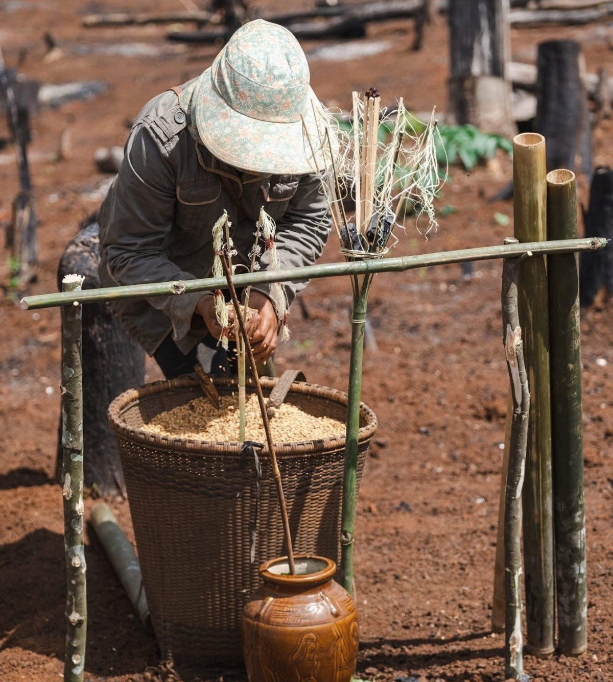 
Dơ̆ lơh Yàng duh khoai tùc kòi bơh kòn cau M’nông dê