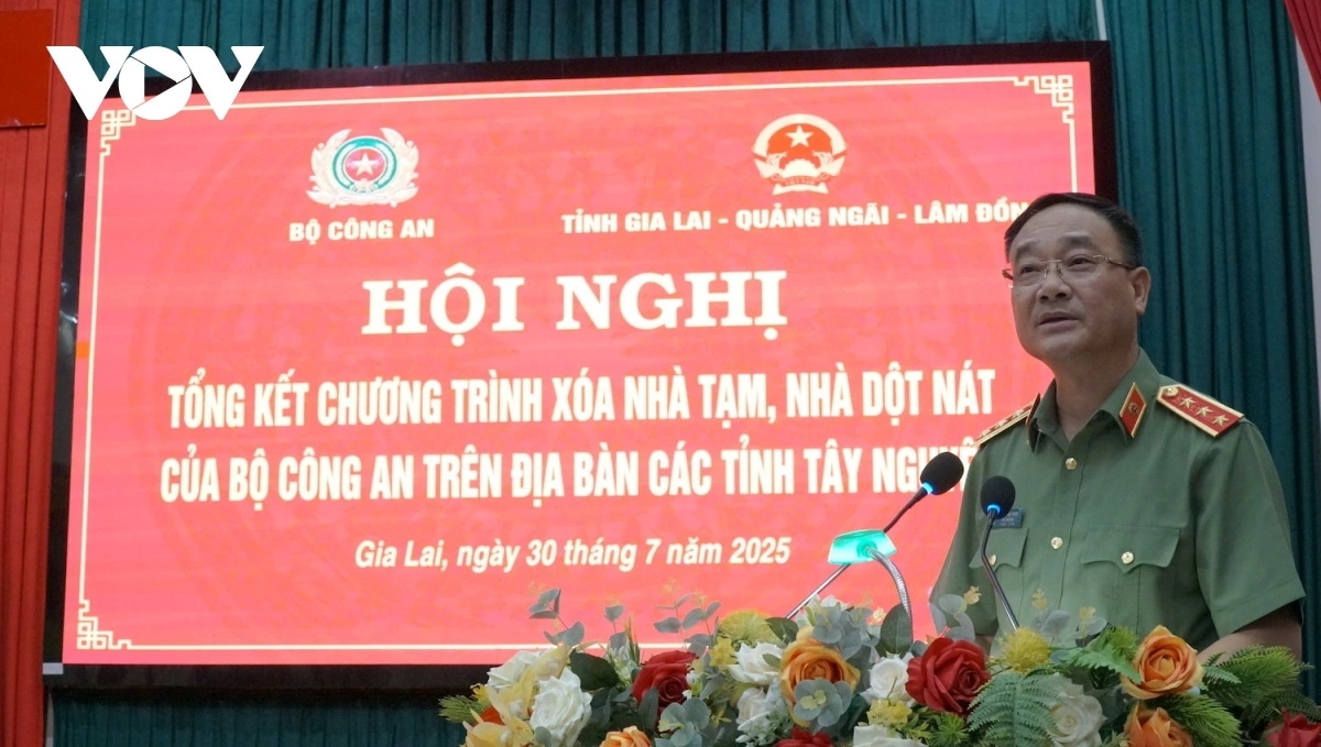 Thượng tướng Phạm Thế Tùng - Thứ trưởng Bộ Công an phát biểu tại buổi lễ. (ảnh: Nguyễn Thảo)