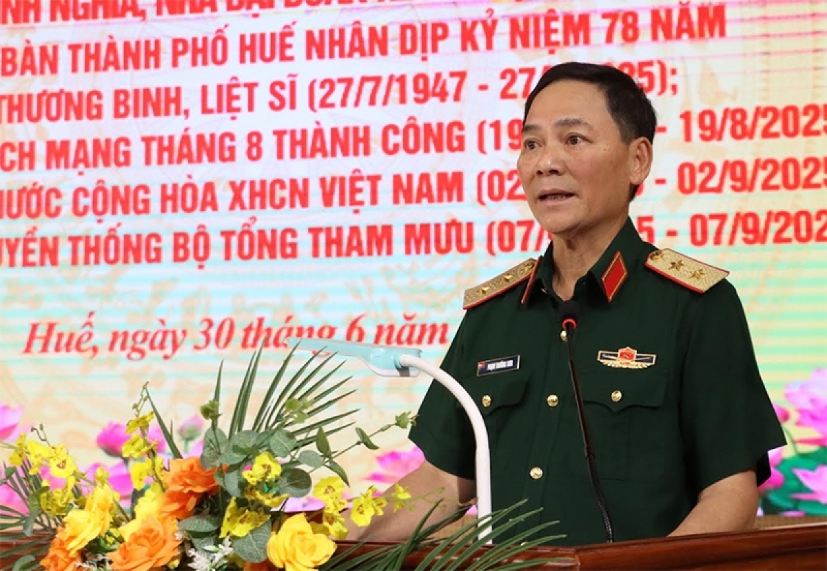 Trung tướng Phạm Trường Sơn phát biểu tại chương trình.