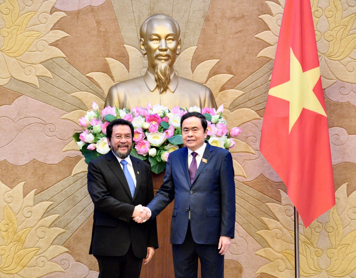 Pôa Trần Thanh Mẫn, Kăn xiâm hnê ngăn Kuô̆k hô̆i prế Phŏ kăn hnê ngăn Hô̆i đong mâu kăn pơkuâ kong pơlê Indonesia