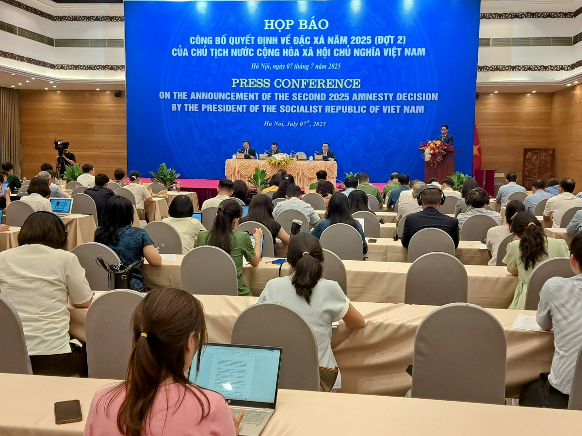 Jơnum mă tơlơi pơhing lăi pơthâo Hră pok tơbiă mơnă mơ̆ng Khua mir sir, ƀrô hrơi Akŏ pơdong Kơnuk kơna lơ 2/9