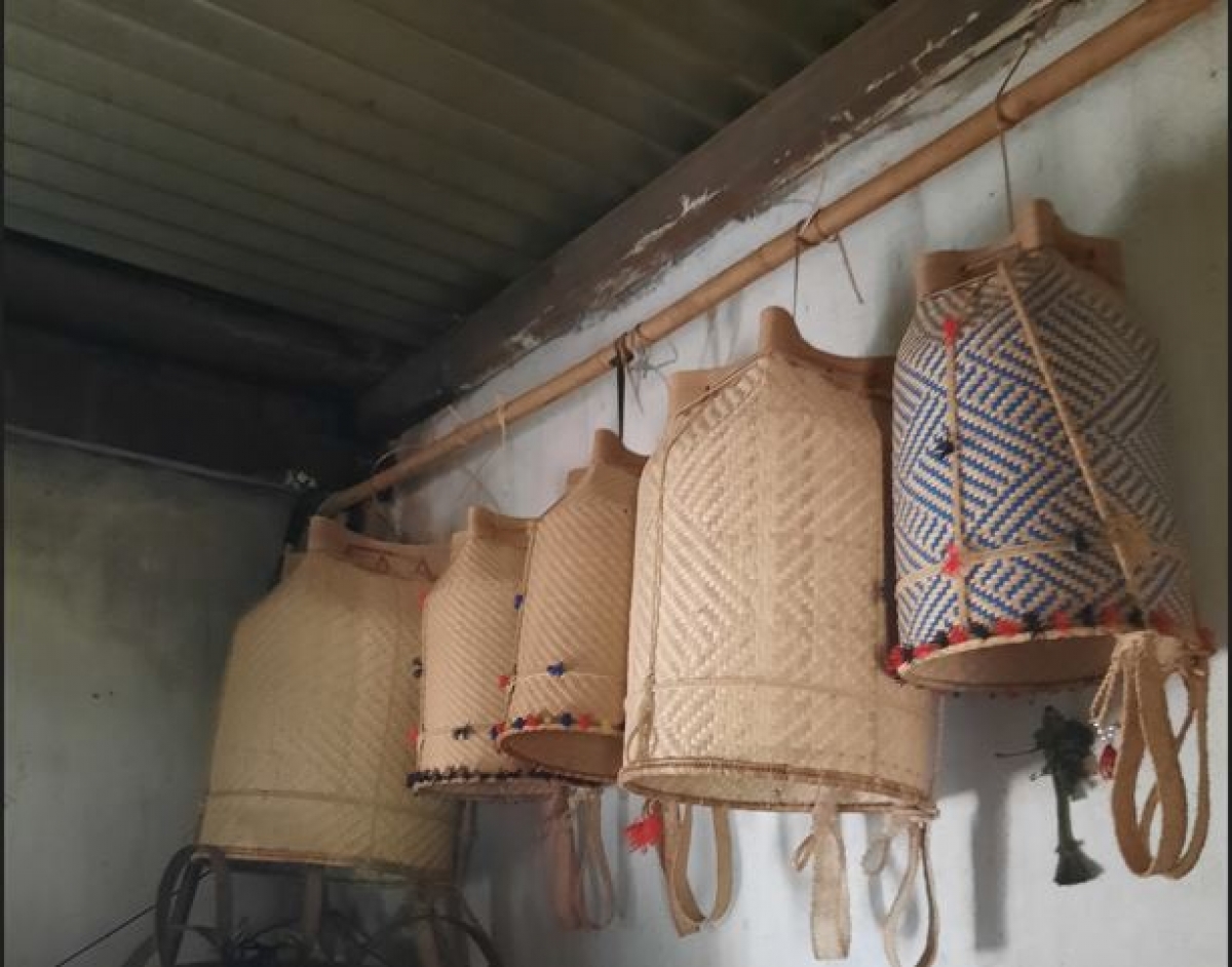 Hơdôm gơnam bung bai mơñam mơ̆ng tha plơi