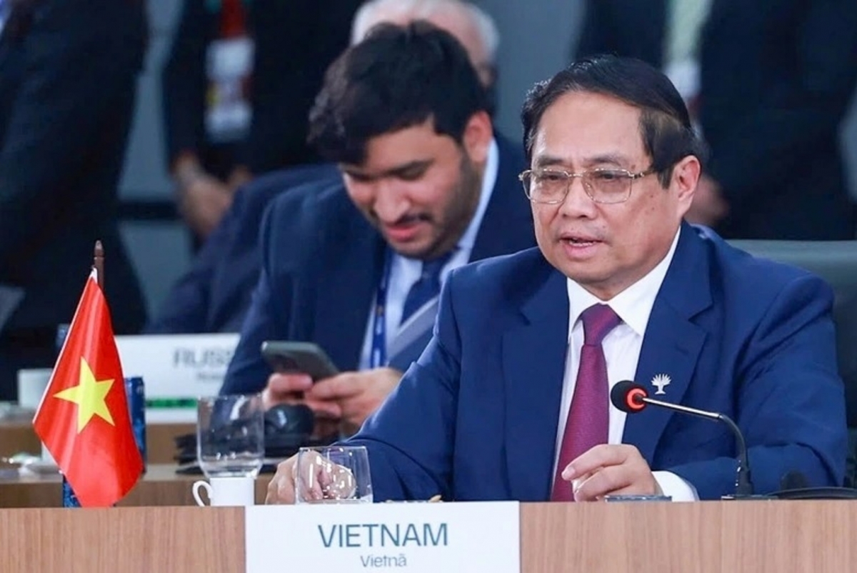 Khua dêh čar ơi Phạm Minh Chính đĭ pơhiăp ƀơi mông Jơnum bơkơtuai BRICS pok prong