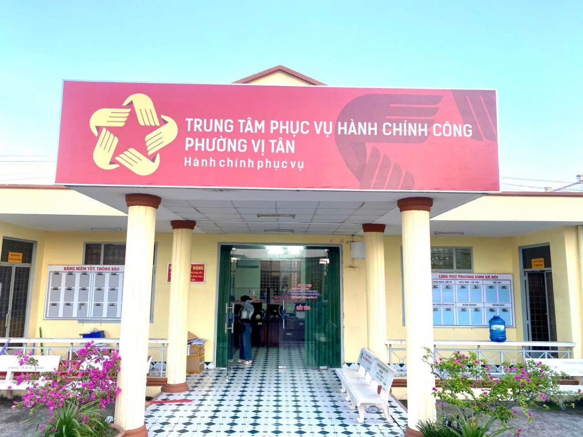 Trung tâm phục vụ hành chính công phường Vị Tân