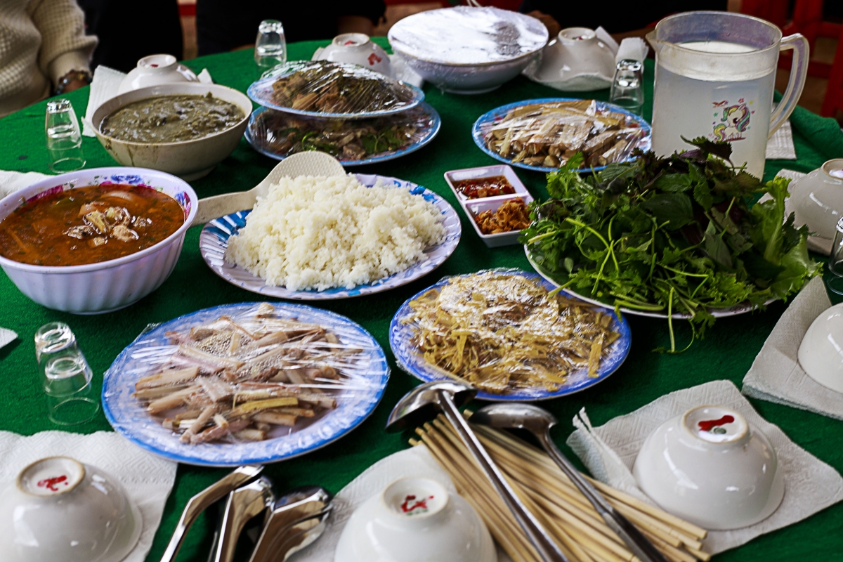 Gơnam ƀong huă mơng djuai ania Sêdang jơman yua hơmâo anăm tơpung dret pơtơi ĭn