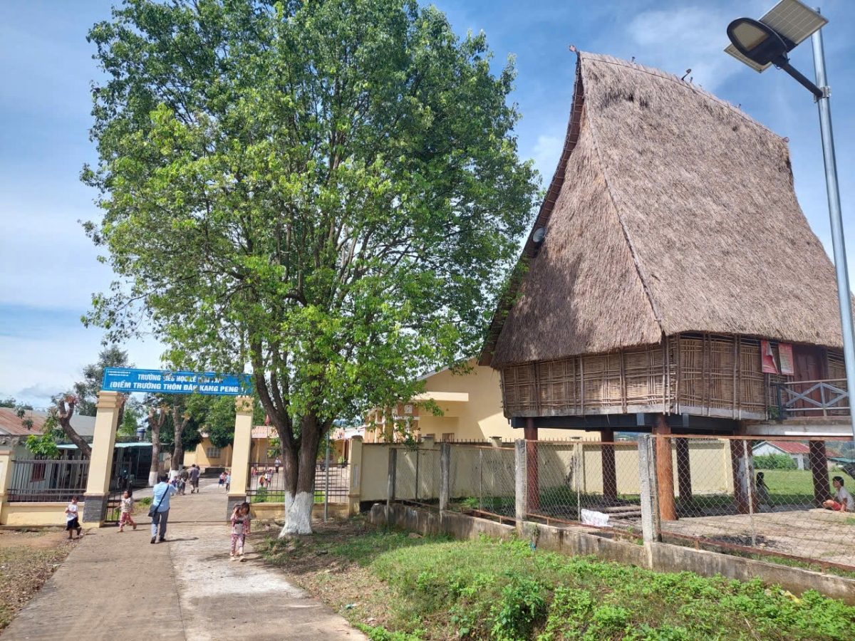 Sa boh sang hră ƀơi Đak Kang Pêng