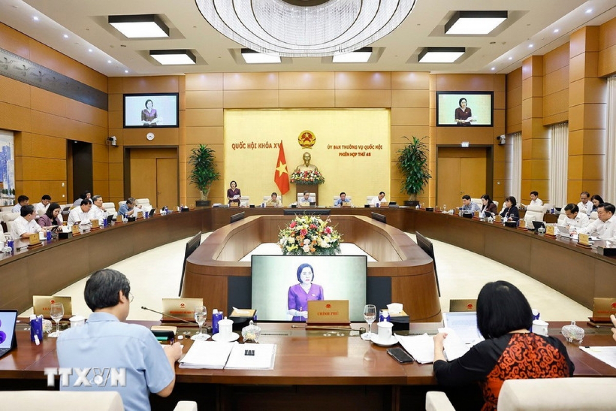 Quoc hoi brei panuac ka danak dak Hukum ramik pasiam, pabak dom asar kadha Hukum Pato megru