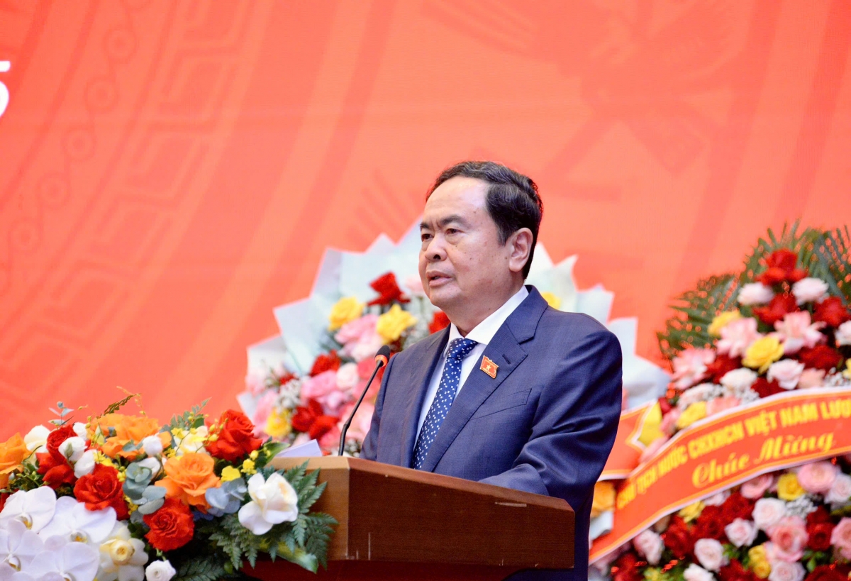 -Khua bruă kƀĭn ala Trần Thanh Mẫn blŭ hrăm gĭt gai klei trông čhai