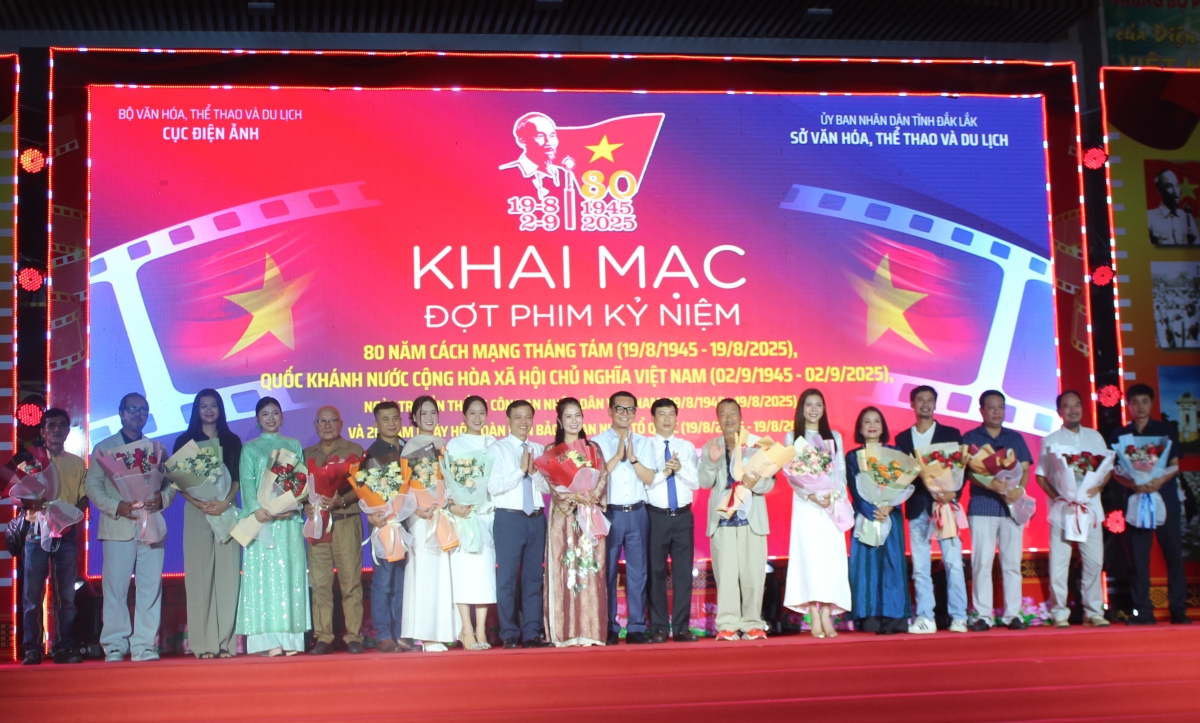 Khu tơkŭm po diâp reăng rơkâu mâu ngê̆ sih ki veăng tung rôh po tơdroăng