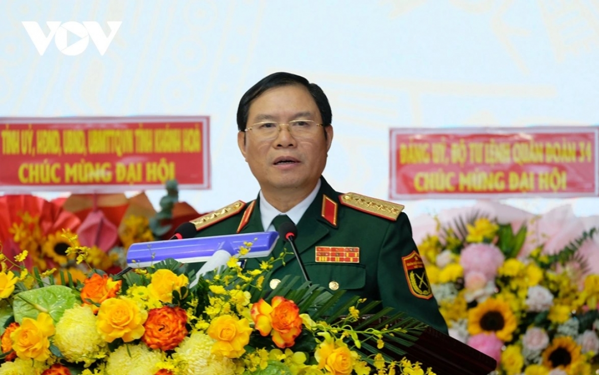 Đại tướng Nguyễn Tân Cương, Tổng Tham mưu trưởng Quân đội Nhân dân Việt Nam, Thứ trưởng Bộ Quốc phòng prá xay đhị Đại hội.