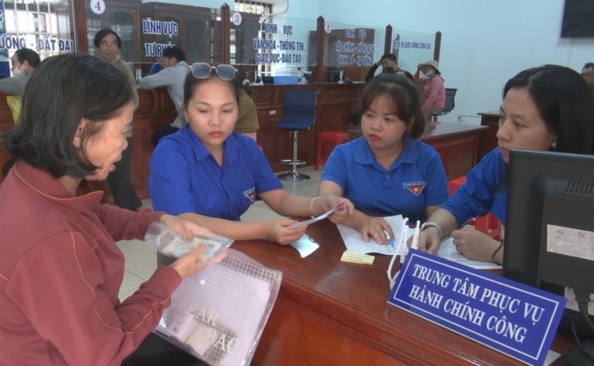 Kapul dam dara daong rahra mai ngak harak gar karja di Pasak duh bruk Karja xa Phú Nghĩa