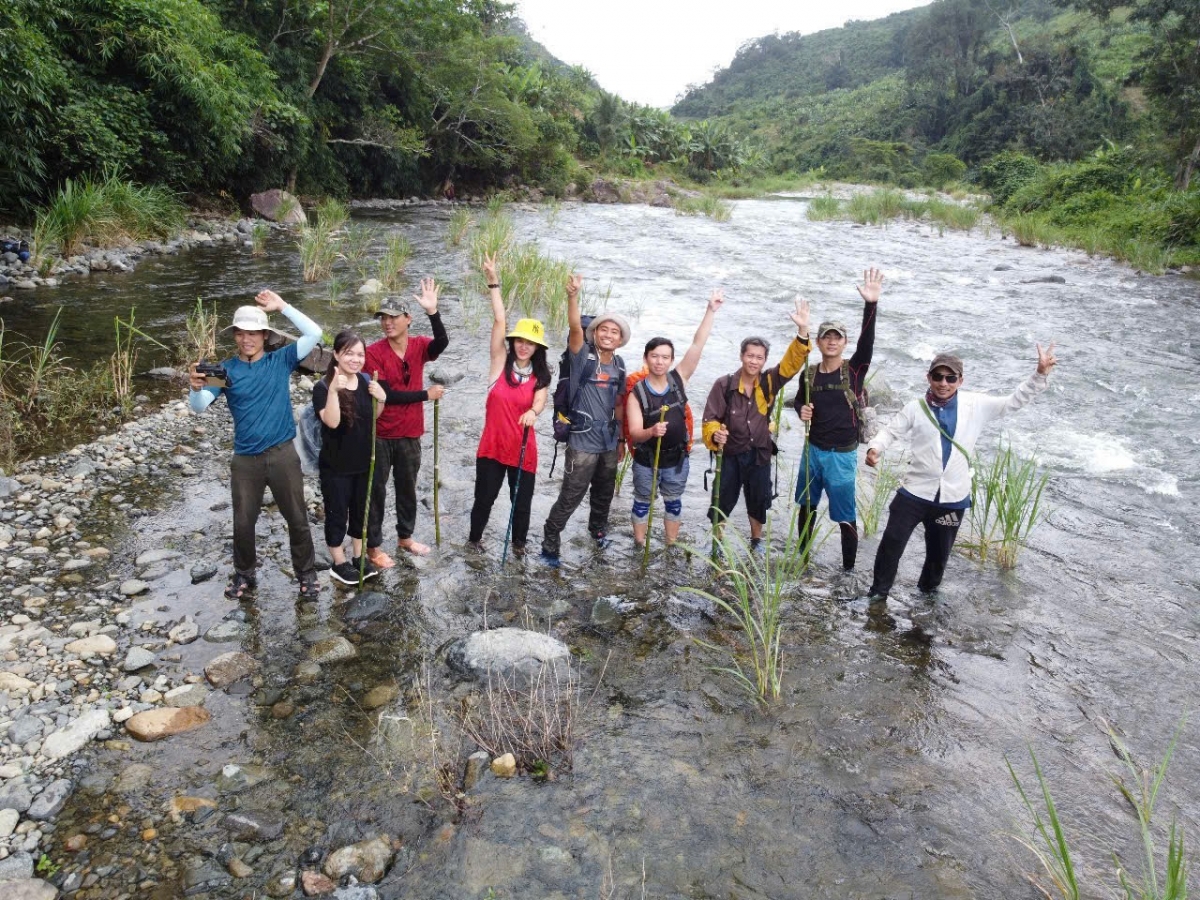 
Tơmoi tôch hơiă mưh truh hăm tơring bri kông Khánh Sơn