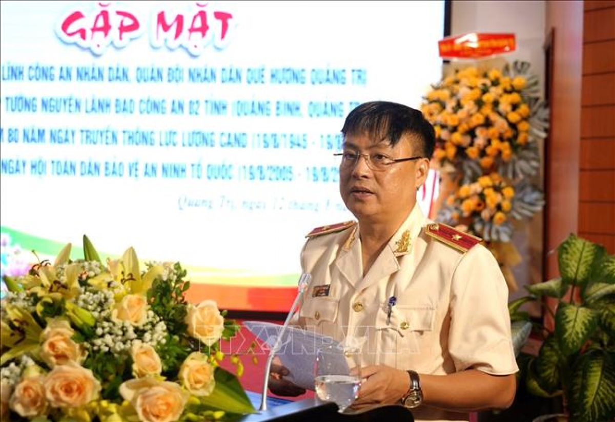 Thiếu tướng Nguyễn Thanh Liên, Giám đốc Công an tỉnh Quảng Trị phát biểu ôn lại truyền thống của lực lượng Công an Nhân dân. Ảnh: TTXVN