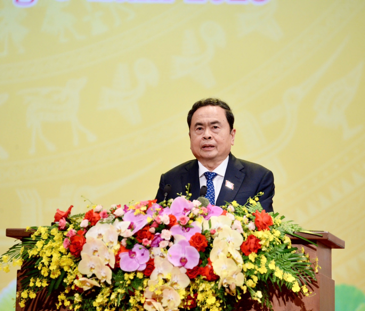 Khua git gai pơ ala mơnuih ƀôn sang dêh čar ơi Trần Thanh Mẫn pơhiăp amăng mông bưp ƀô̆ mơta.