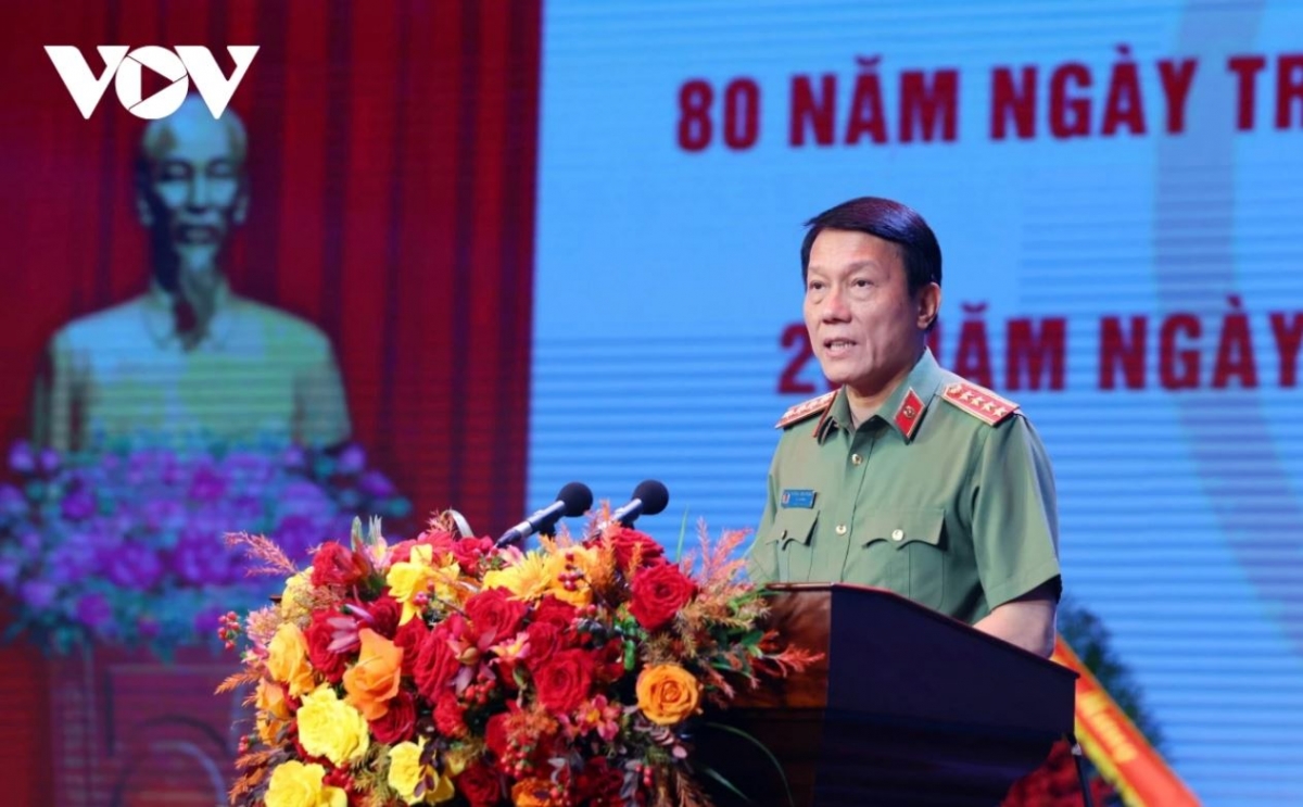 Đại tướng Lương Tam Quang, kruanh n’gâng kan công an ntoh ngơi