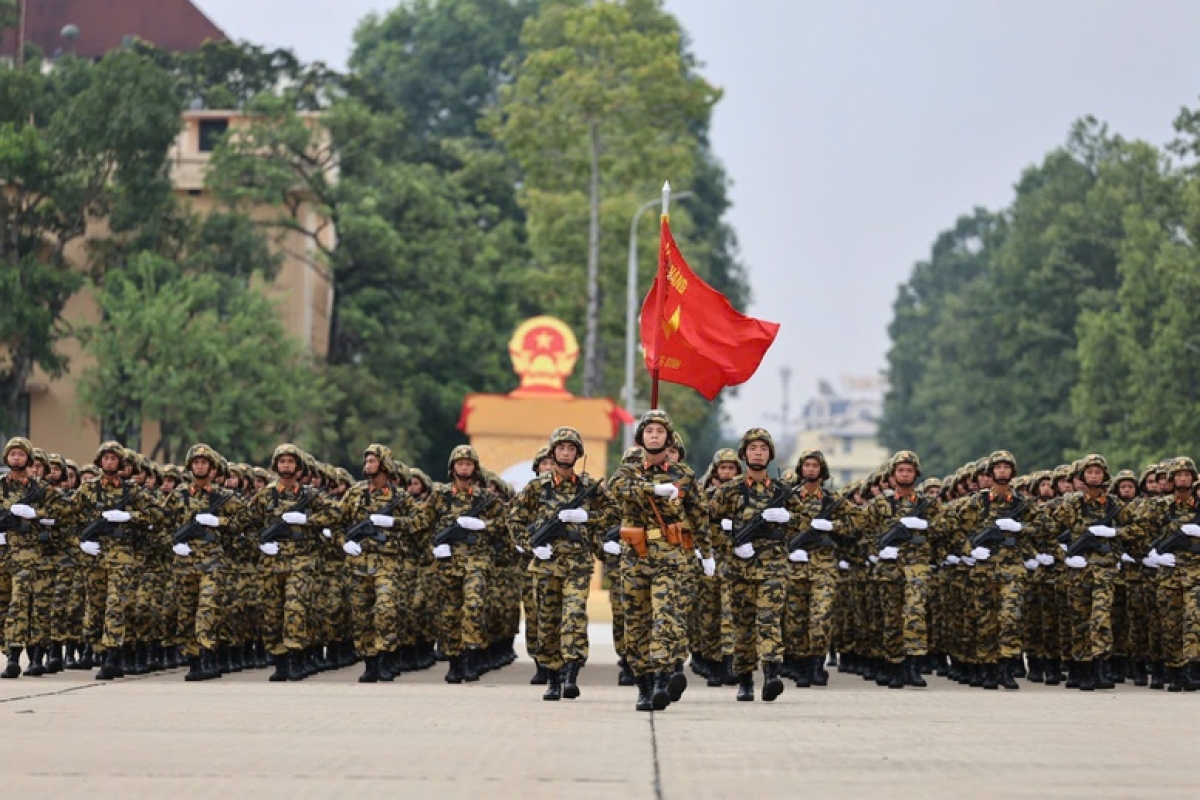 Sa klei dôk ruĕ kahan hlăm êlan ti Hà Nội.