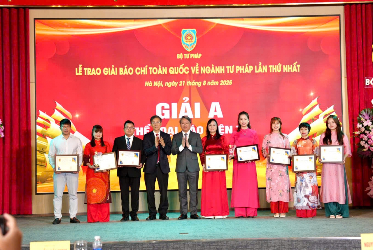 An ndơ nkhôm báo chí lam dak mpeh nău kan Tư Pháp rơh bôk năp
 