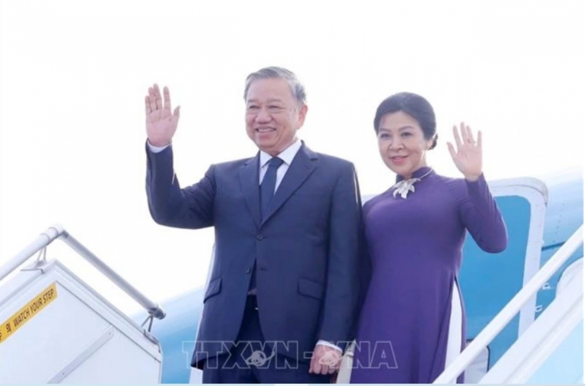 Pôa Tô Lâm Kăn xiâm pơkuâ ngăn Đảng  ƀă kơdrâi pôa lo ing pơlê kong kân Busan veh tơnêi têa, hiăng klêi tơniăn lĕm rôh lăm pôu râ kăn xiâm Tơnêi têa troh Hàn Quốc