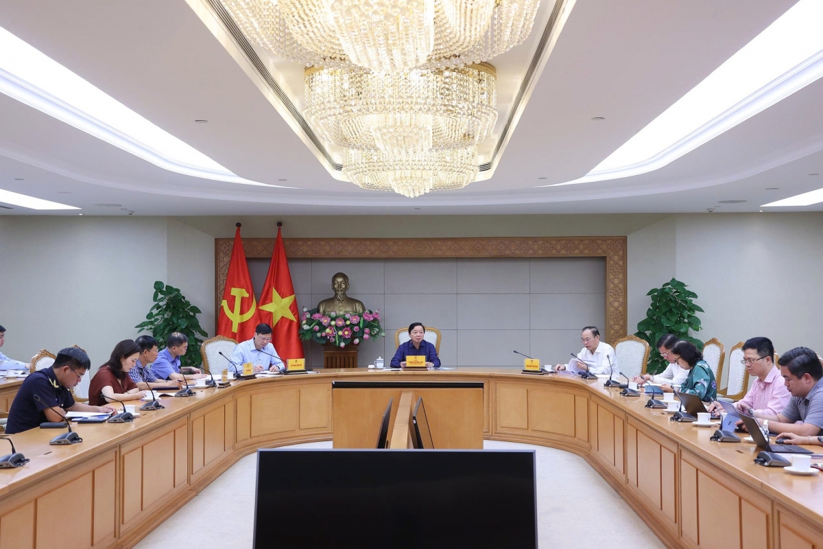 - K’iăng khua knŭk kna Trần Hồng Hà mă bruă hŏng phŭn bruă lŏ hma lehanăn wăl hdĭp mda