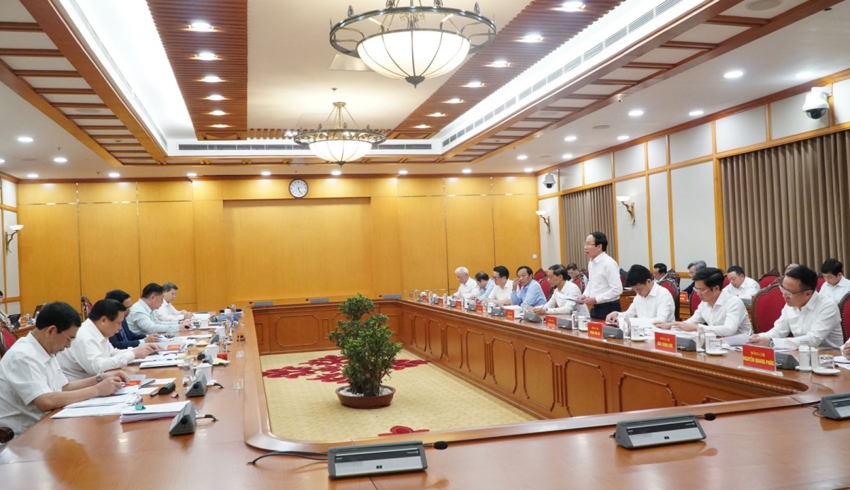 Pôa Phạm Minh Chính, Ngế pro xiâm hnê ngăn tơnêi têa pơkuâ roh pêi cheăng.